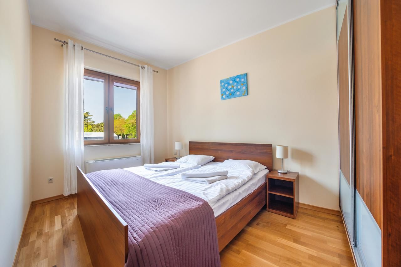 Апартаменты Apartamenty Sun & Snow Villa Cztery Pory Roku Ястшембя-Гура-18