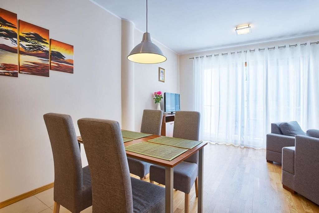 Апартаменты Apartamenty Sun & Snow Villa Cztery Pory Roku Ястшембя-Гура-77