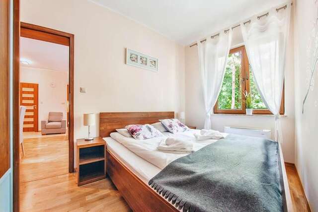 Апартаменты Apartamenty Sun & Snow Villa Cztery Pory Roku Ястшембя-Гура-133